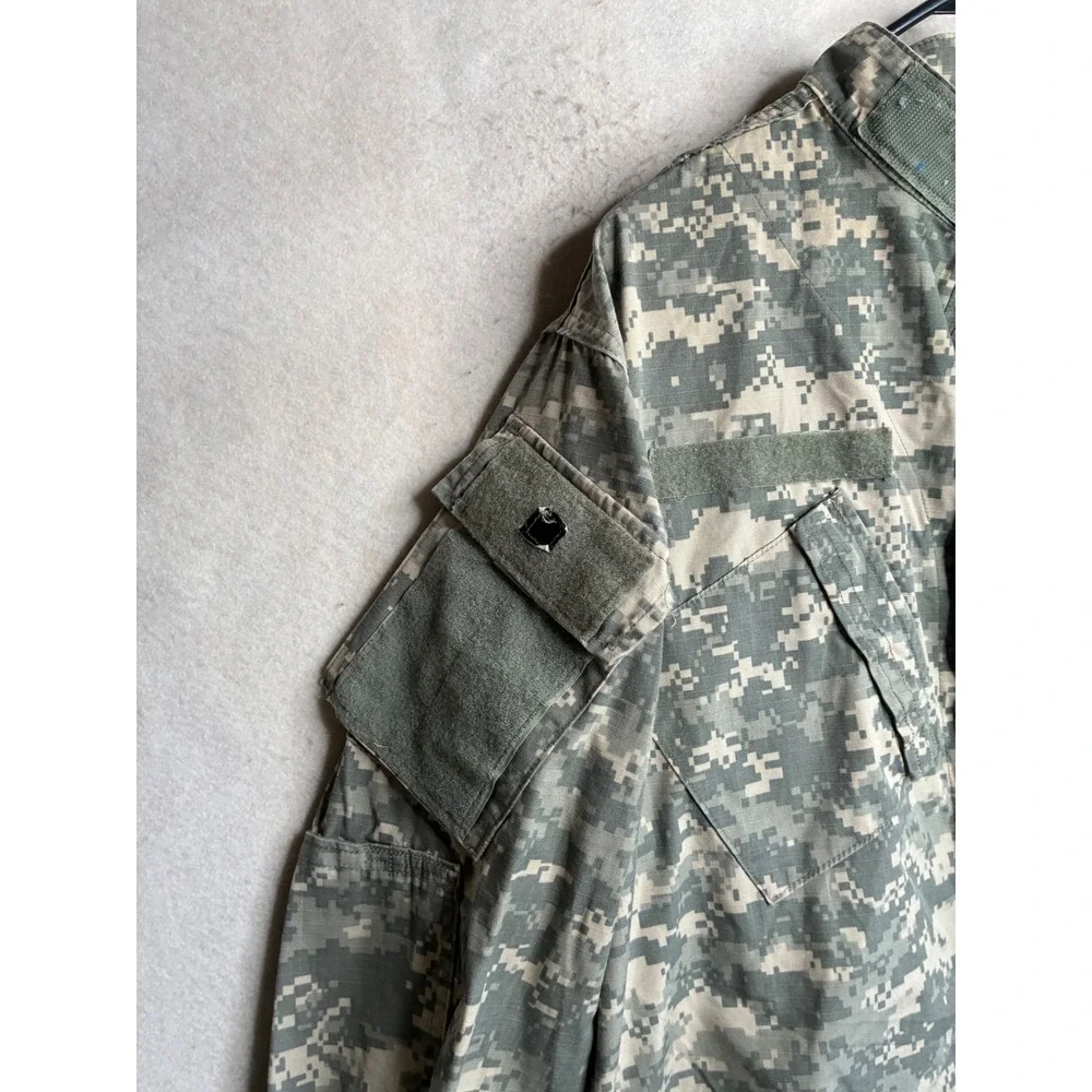 US Army ACU Combat Uniform Coat SZ L Jacket UCP Digi Camo Reg 8415-01-519-8599